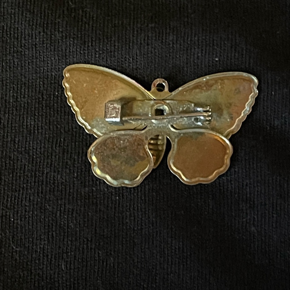 Butterfly Brooch - Picture 4 of 4